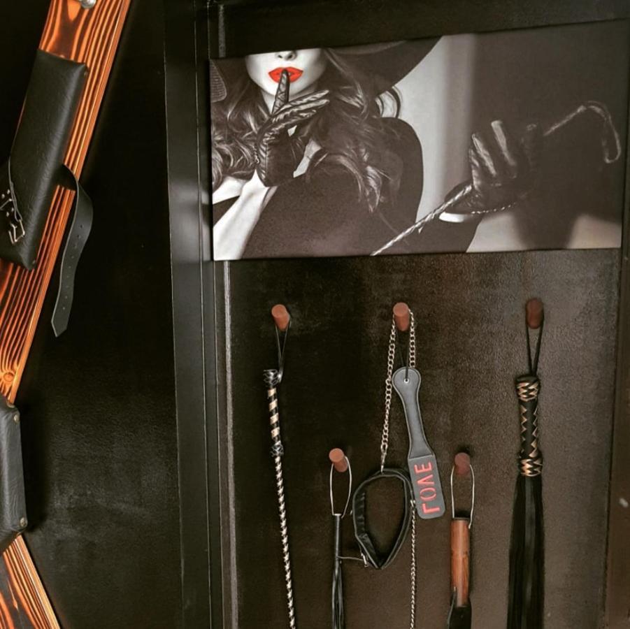 La Loveroom Bdsm De Nice " La Chambre Luxe Des Desirs " Exterior foto